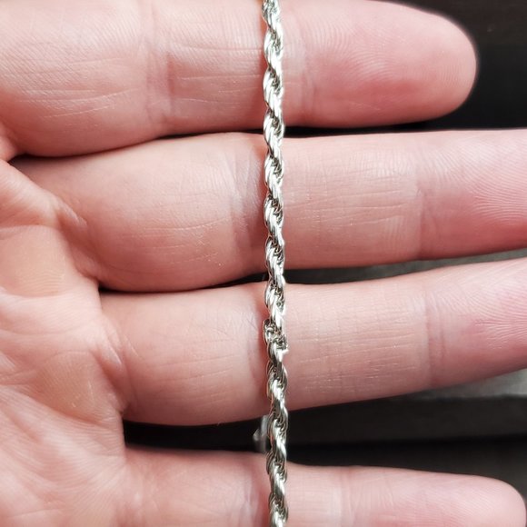 7 Inch Sterling Silver Braid Bracelet - Picture 1 of 4